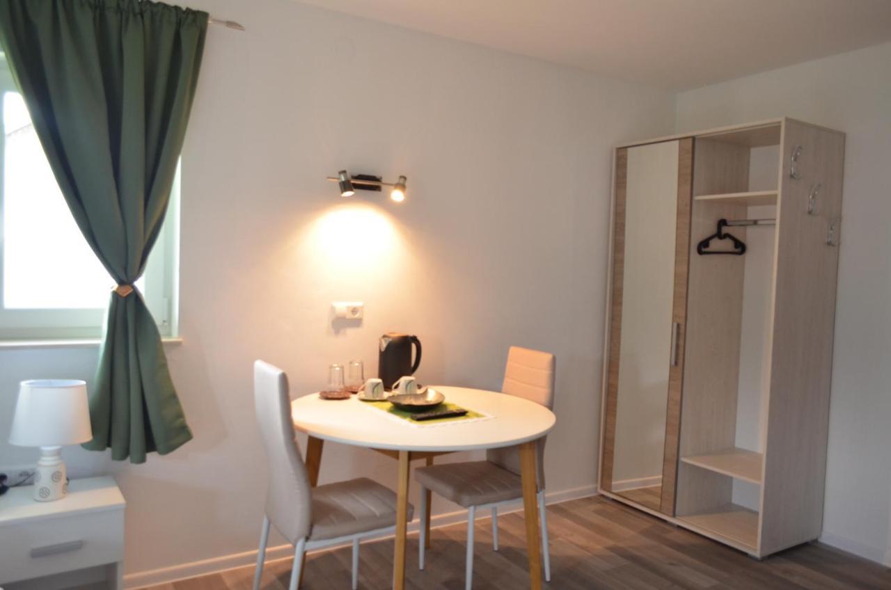 Katarica Hotel Korenica Eksteriør billede