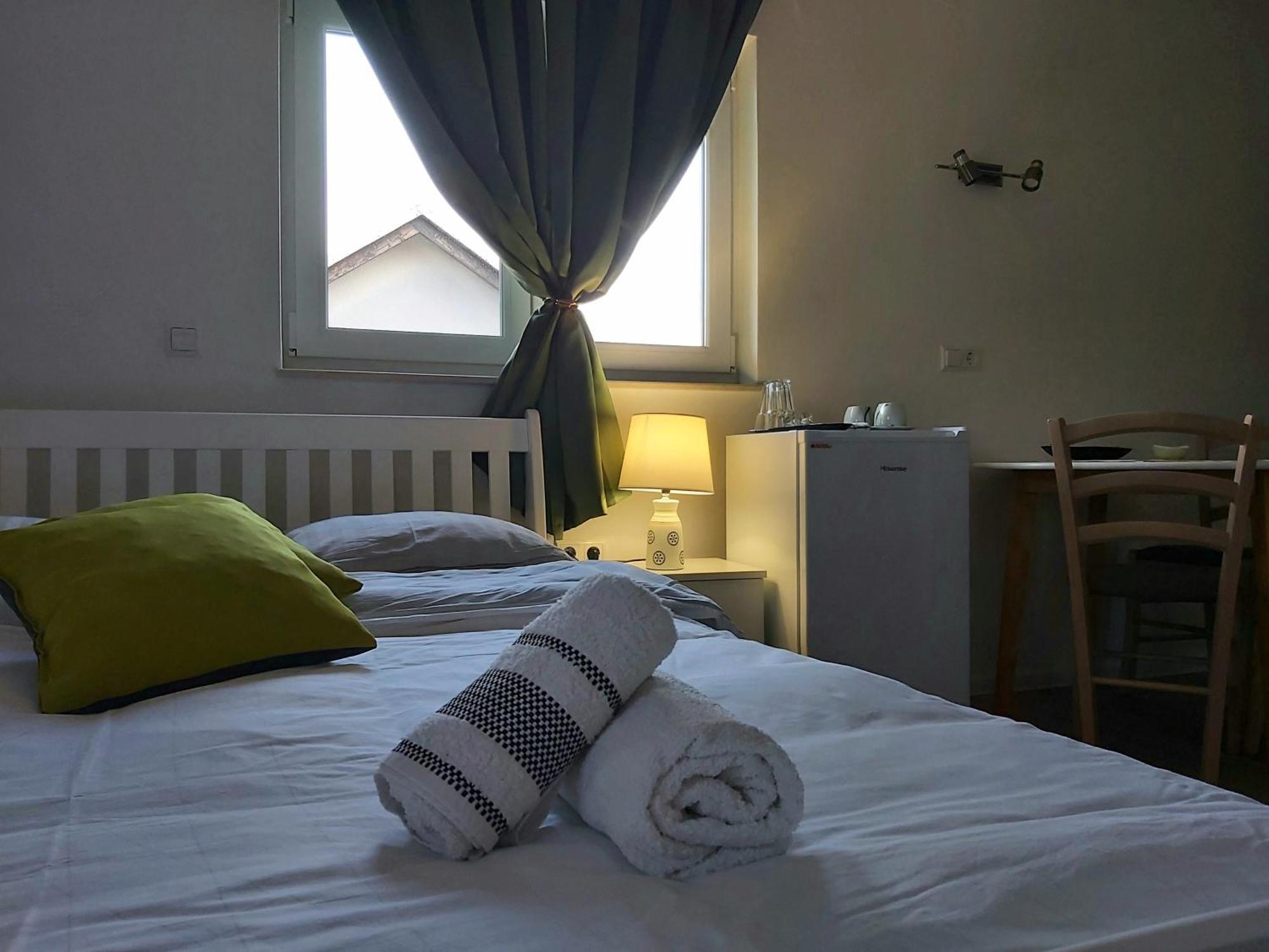 Katarica Hotel Korenica Værelse billede